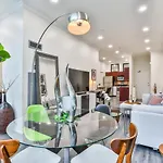 Luxury Treelife Suite