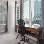 1504 Brand New Best Location 1Br Den With Amazing View