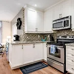 3Br Casa Close To Woodbine Beach With Deck Area And Wfh