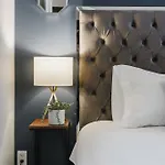 300 Front Suites