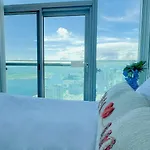 Superior 49Th Floor 3 Bedroom Suite With Cn Tower And City View