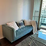 Lakeview Condo In Downtown With Free Parking.