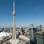 Executive 1 Bedroom Condo - Cn Tower & City View