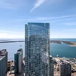 Delta Suites - Scotiabank Arena & Mtcc - Downtown Toronto