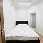 2 Bed 1 Bath House Near Downtown