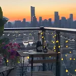 Deluxe Penthouse Two Bedrooms Suites Skyline Cn Tower Lakeview Dt Toronto