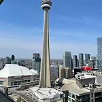 Luxury 2Br 2Bath Condo With Parking And Balcony