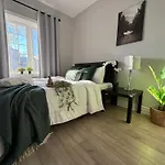 3-Bedroom House In Little Italy Downtown-Free Parking