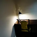 Cozy Bedroom Near Subway Station, Free Parking