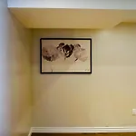 Cozy Bedroom Near Subway Station, Free Parking