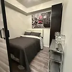 Newly Updated 2Br, 2Bath & Den In Downtown Toronto Beside Union Station & Scotia Bank Arena!