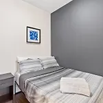2 Bed 2 Bath Cn-Tower And Lakeviews- Parking
