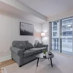 Toronto Entertainment District - King Bed Condo - Close To Core - Dome - Scotiabank - Cne - Fort York - Near King St W