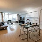 Cn Tower View Suite With Free Parking