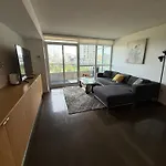 Toronto Downtown Luxurious Stylish 3 Bedroom 3 Bath 2 Balconies Near Rogers Centre Lakeview Condo