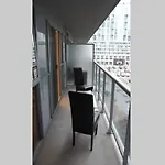 Pinnacle Suites - Luxurious Downtown Suite