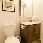 Royal Stays Suites - Blue Jays Way