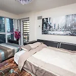 Applewood Suites - Cn Tower & Convention Centre