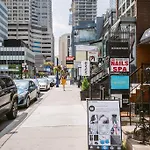 Elegance In Yorkville
