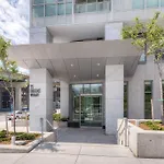 Gorgeous 2 Storey Townhouse