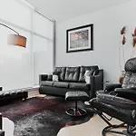 Gorgeous 2 Storey Townhouse