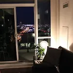 Luxury Condo - Heart Of Downtown