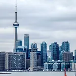 Luxury Condo - Heart Of Downtown
