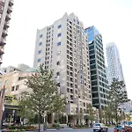 Tosuites - Signatures On Bloor
