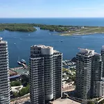 Lavish Suites - New One Bedroom Condo - Cn Tower
