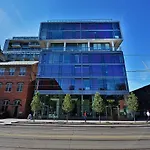 Pelicanstay In Toronto Fashion District