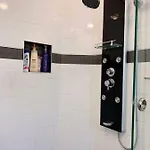 Nice Rooms With Private Bath In Mid Town Toronto