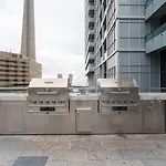Luxury Adventure Cn Tower/Mtcc/Scotiabank Arena