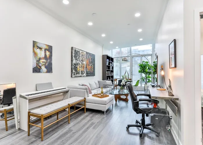 Luxury Treelife Suite
