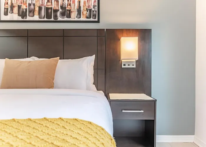 Kensington Place Property