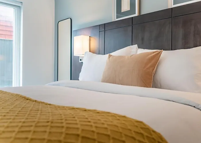 Kensington Place Apartments