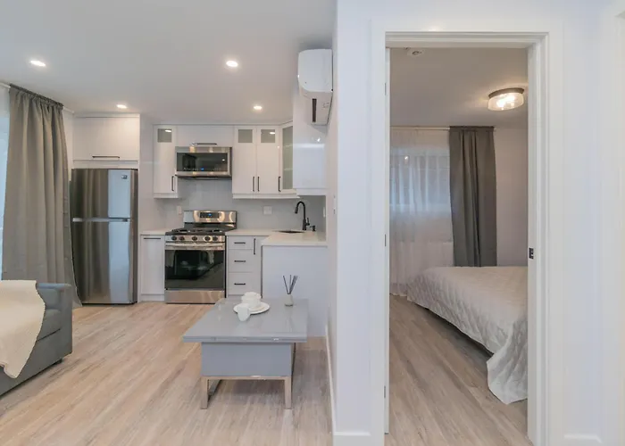 My Cozy Home In Toronto