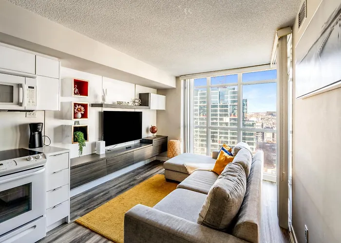 Beautiful Condos By Cn Tower