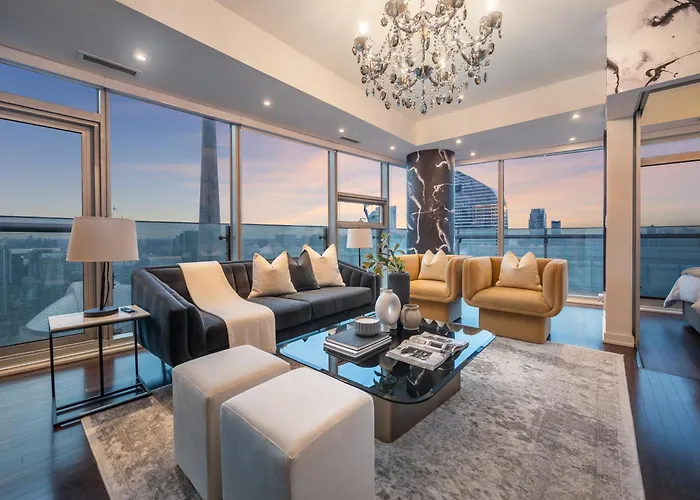 Luxury 2Br Condo Entertainment District Downtown Cn Tower View Balcony Pool & Hot Tub