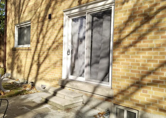 Grandravine/Beautiful Unit Near Downtown Toronto