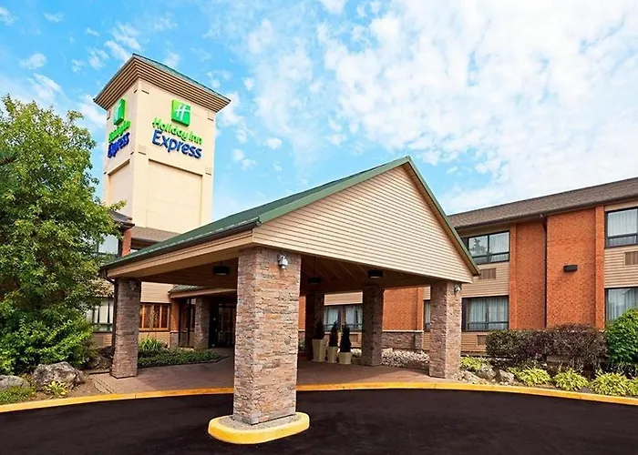 Holiday Inn Express Toronto East - Scarborough