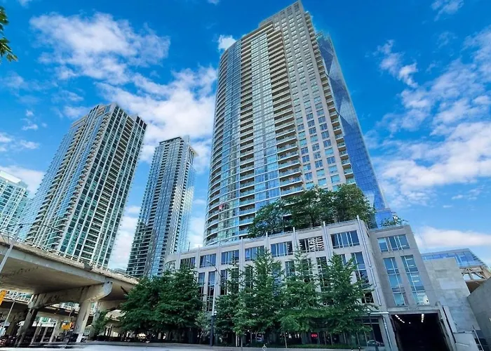 Lanterra Downtown