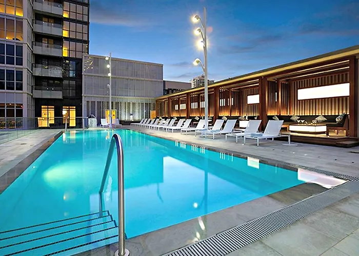 Pelicanstay In Downtown Toronto