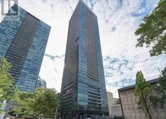 Yorkville Executive Suite
