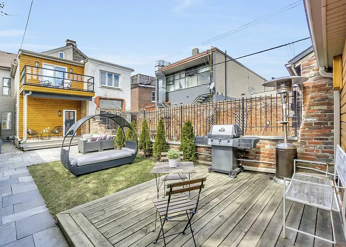 Quickstay - Chic & Modern Townhouse In Little Italy