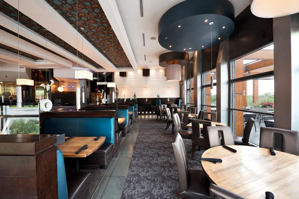 Sandman Signature Airport Hotel