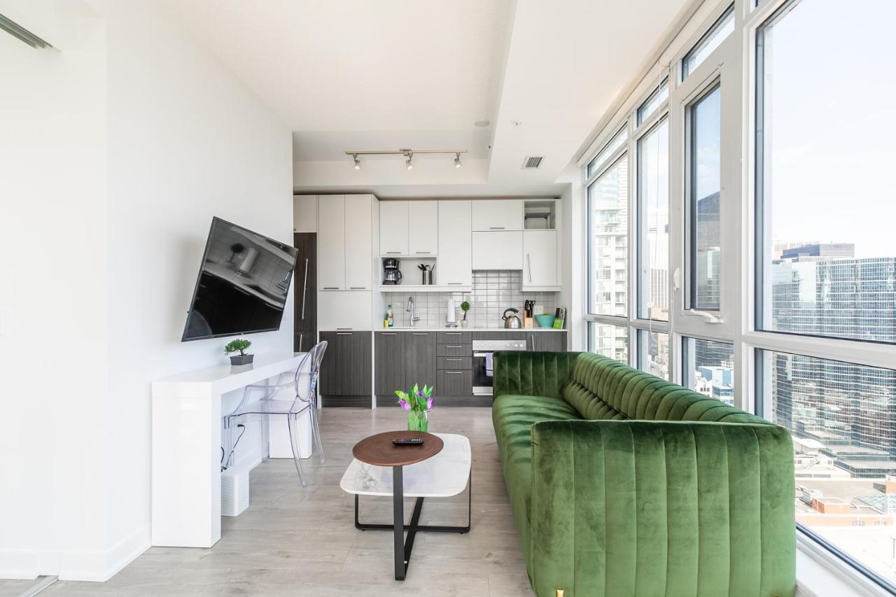 Luxury 2 Bedroom In The Heart Of Entertainment District W/ Cn Tower View Toronto