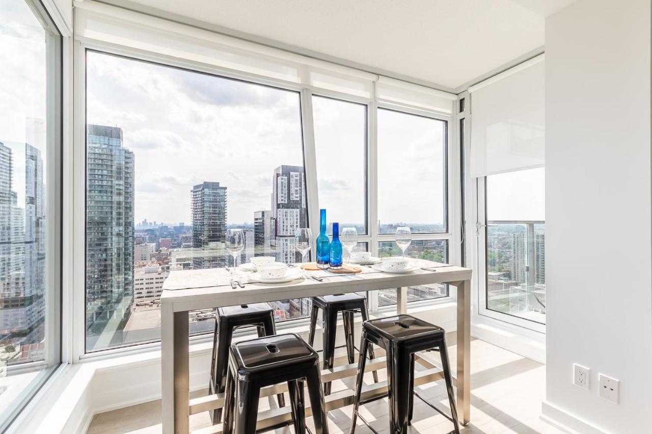 Luxury 2 Bedroom In The Heart Of Entertainment District W/ Cn Tower View * Toronto