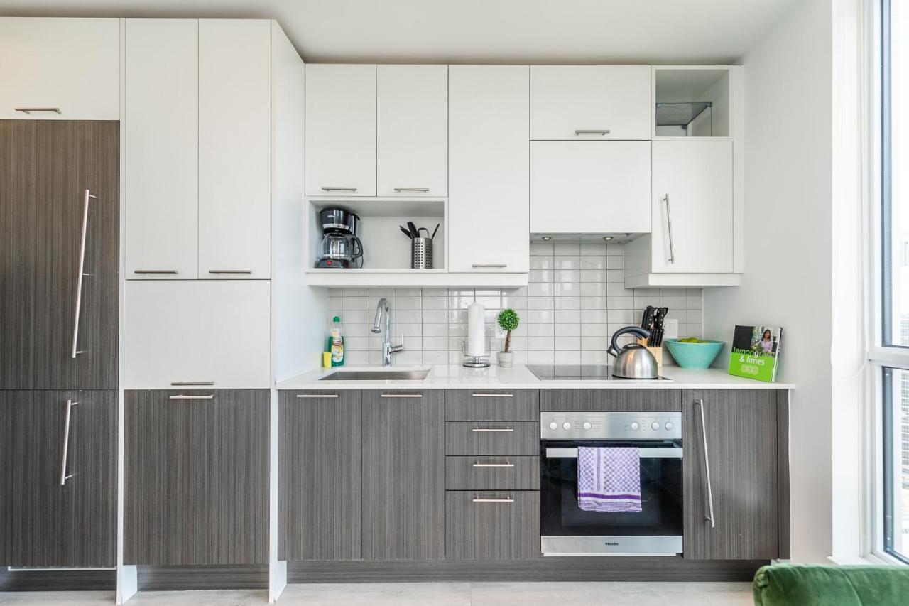 Apartment Luxury 2 Bedroom In The Heart Of Entertainment District W/ Cn Tower View *