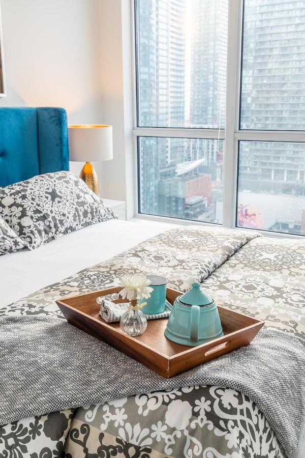 Luxury 2 Bedroom In The Heart Of Entertainment District W/ Cn Tower View Toronto