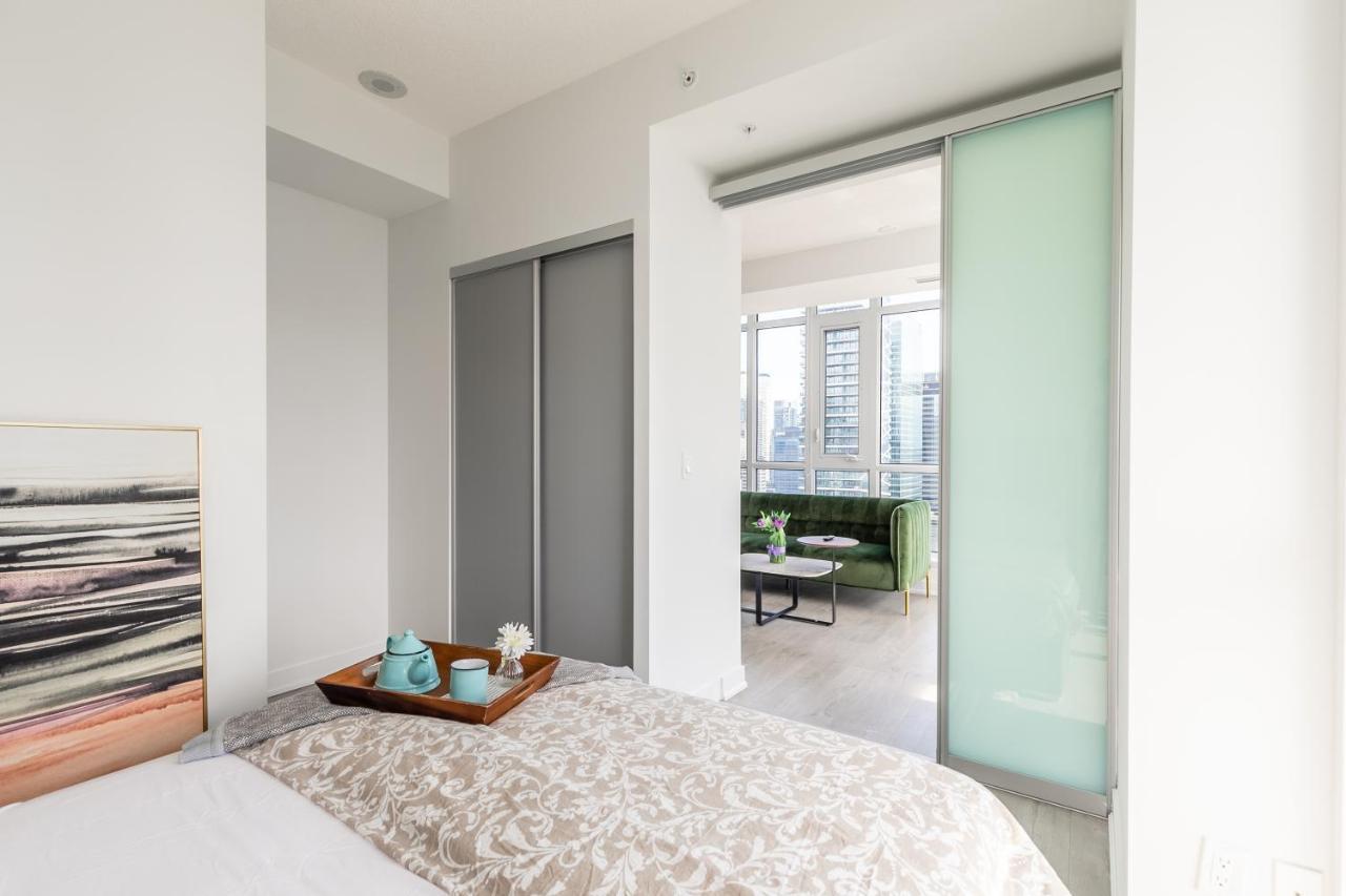 Luxury 2 Bedroom In The Heart Of Entertainment District W/ Cn Tower View * Toronto
